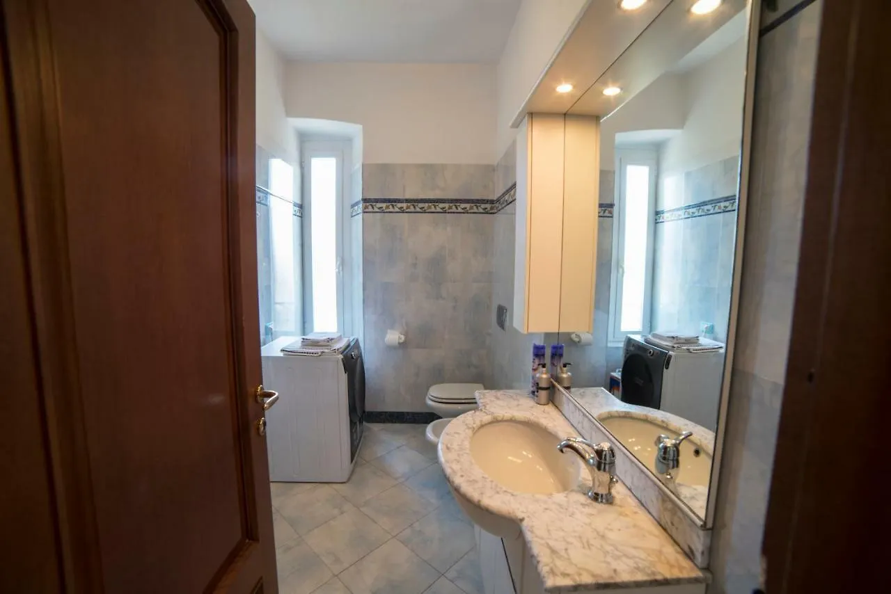 Vicino Al Mare In Centro Sulla Nuova Pista Ciclabile Apartment Imperia